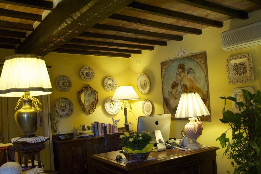 Torre Sangiovanni Albergo E Ristorante Da Rosary Todi Exterior foto