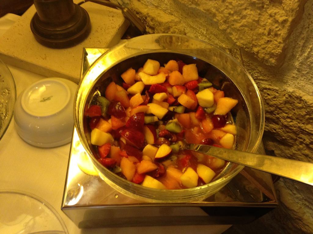 Torre Sangiovanni Albergo E Ristorante Da Rosary Todi Exterior foto