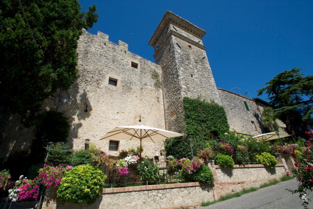 Torre Sangiovanni Albergo E Ristorante Da Rosary Todi Exterior foto